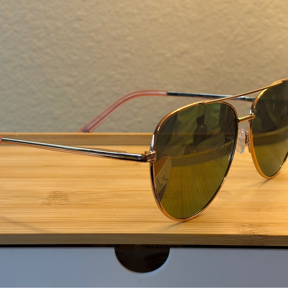 Hurley Polarized Classic Aviator Sunglasses  59-13-145